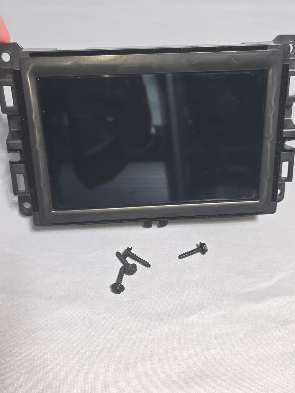 2020 Jeep Cherokee OEM 7” Uconnect Radio 68428521AC VP2 SXM
